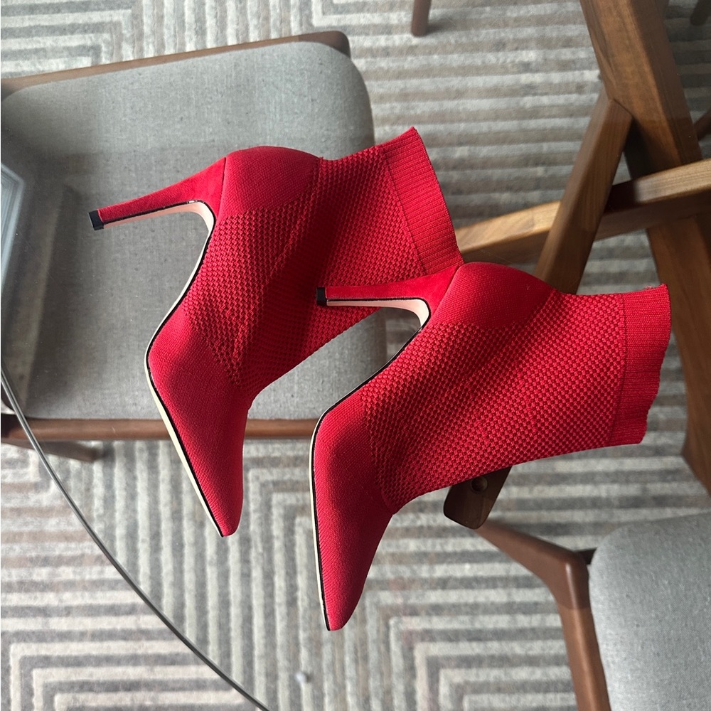 MIA MCKINLEY Red Stretch-knit Ankle Boots - Picture 8 of 10